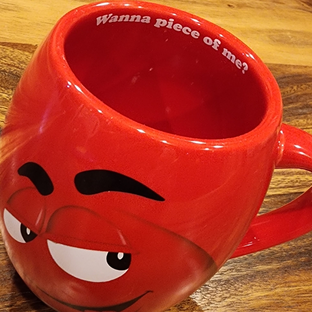 M&M'S 2016 RED MUG - Picture 8 of 10